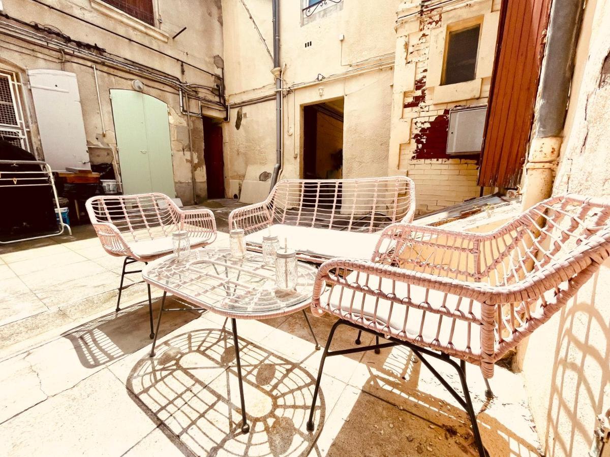 Le Coeur De Nimes Apartment Exterior foto